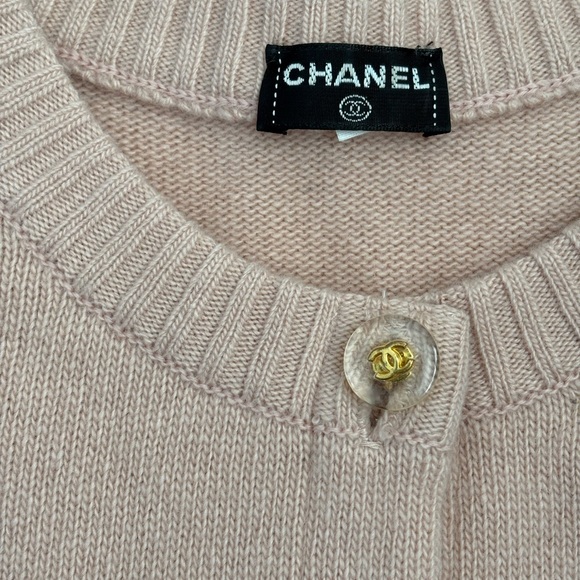 Authentic CHANEL CC logo buttons Cardigan Sweater - Picture 3 of 13